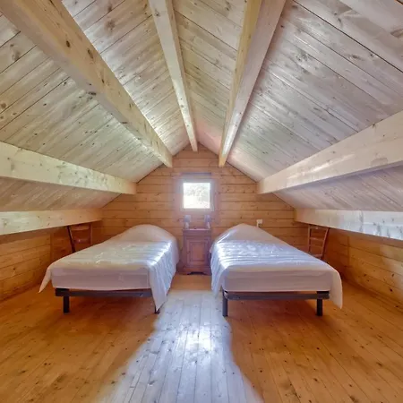 Chalet Etaules, Nouvelle-aquitaine, à L'orêt De La Forêt - Nature Et Tranquillité Etaules (Charente-Maritime)