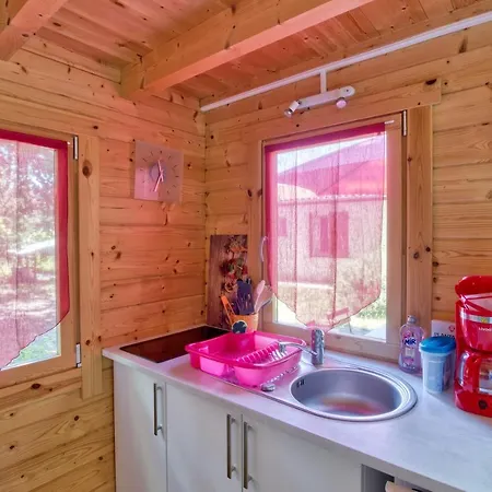 Etaules, Nouvelle-aquitaine, à L'orêt De La Forêt - Nature Et Tranquillité Chalet